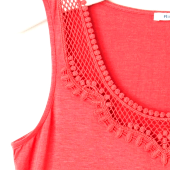 💥SIZE XS CROCHET TANK TOP - Picture 3 of 4